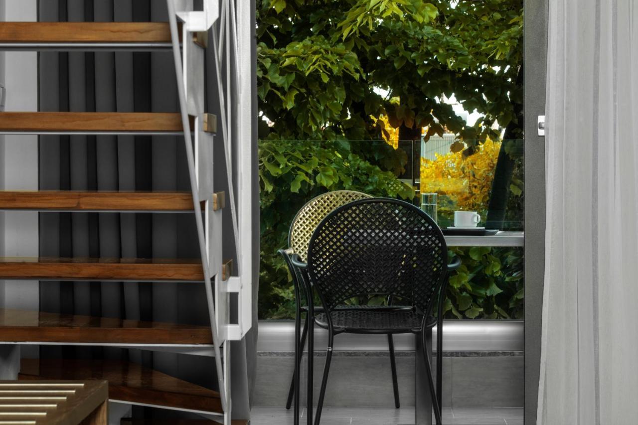 4- You Family Metamorfosi  Exterior photo